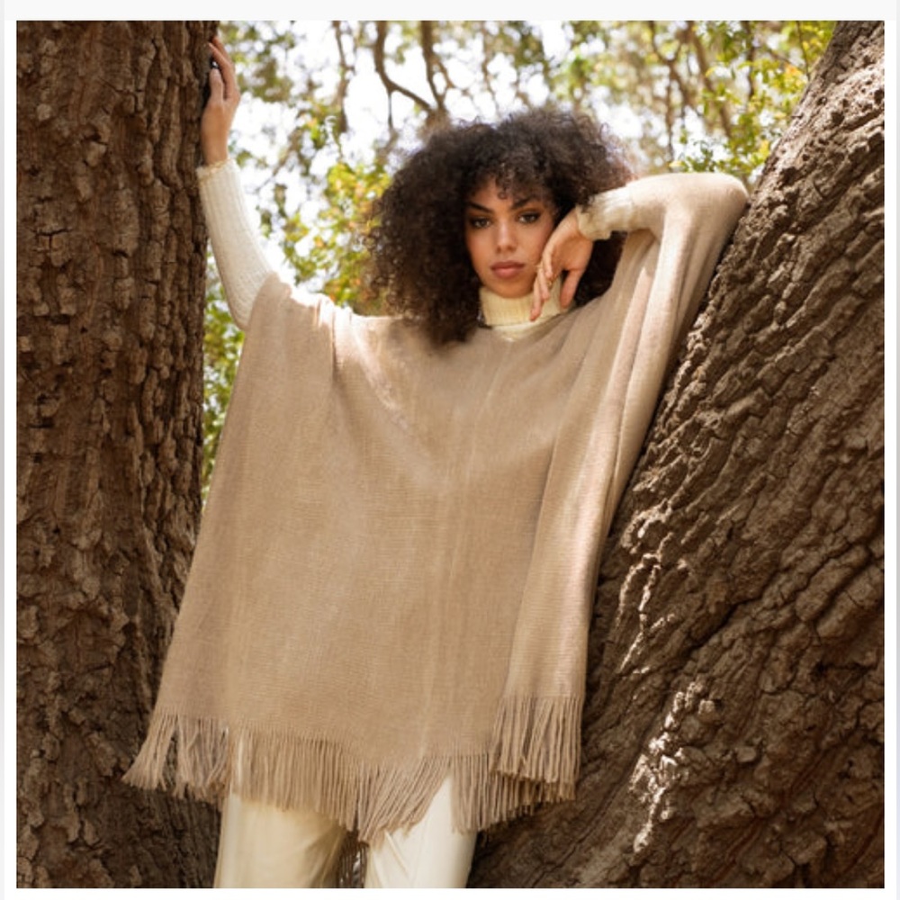 Shiraleah Rowan Knit Poncho Shawl